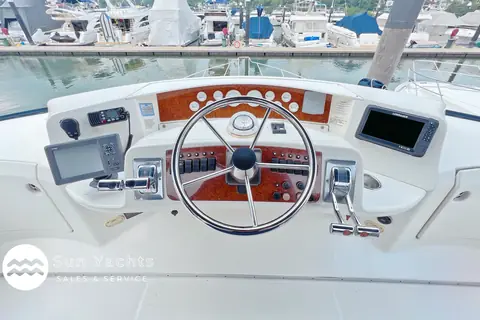 2004 Silverton 36 Convertible photo 10