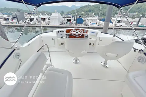 2004 Silverton 36 Convertible photo 12