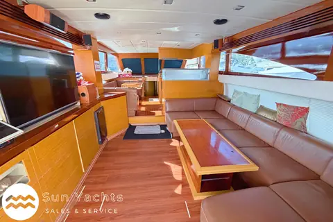 2008 Ruby 62 photo 4