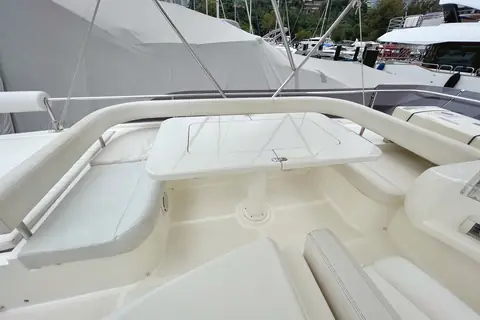2009 Ferretti 470 Fly photo 11