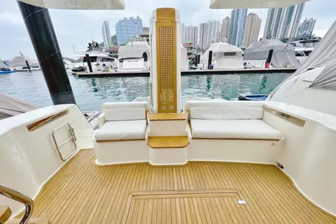 2009 Ferretti 470 Fly photo 12