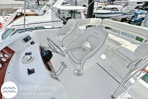 2010 Silverton 36 Convertible photo 8