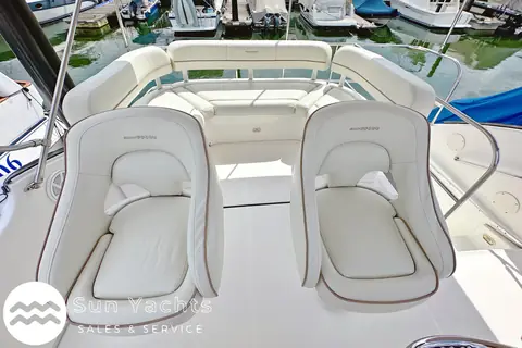 2010 Silverton 36 Convertible photo 10