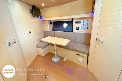 2013 Cranchi M38 相片 4