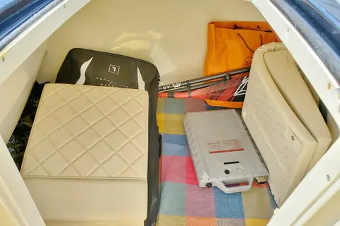 2016 Chris-Craft Launch 32 photo 2