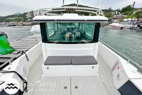 2017 Axopar 37 Sport Cabin 相片 3