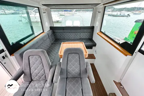 2017 Axopar 37 Sport Cabin 相片 5