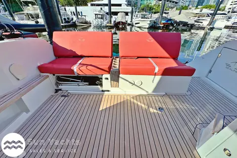 2018 Sealine F380 photo 13