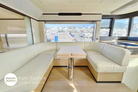 2019 Absolute Navetta 48(250 小時) 相片 2