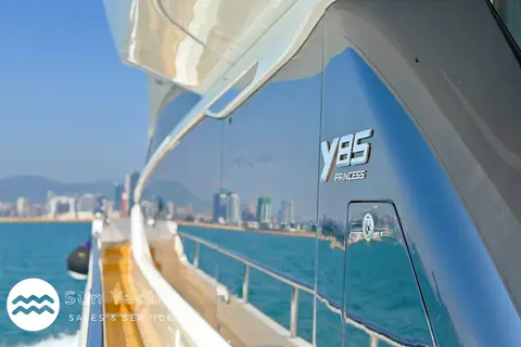 2021 Princess Y85 photo 7