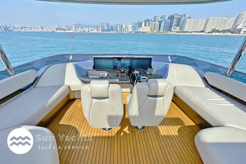 2021 Princess Y85 photo 10
